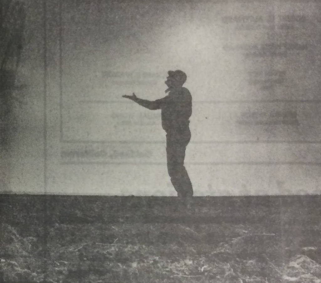 Cliff Koster in Tracy, California. Photo by Michael Macor, Oakland Tribune, March 1991. Water Resources Collections and Archives, UC-Riverside.