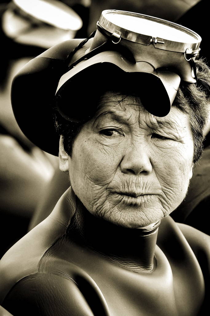 A haenyeo prepares for her dive. Photo by Brian Miller, January 2007.