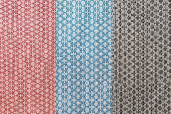 Náhookos Biko’ (Northern Fire). Natural White Cotton & Red Wool, Glass Beadwork 25.5”x43”, 2017.
Náhookos Bi’áadii (The Northern Female). Natural White Cotton & Blue Wool, Glass Beadwork 22.5”x43”, 2017.
Náhookos Bika’ii (The Northern Male). Natural White Cotton & Black Wool, Glass Beadwork 22.5”x43”, 2017. Náhookos Biko’ (Northern Fire)